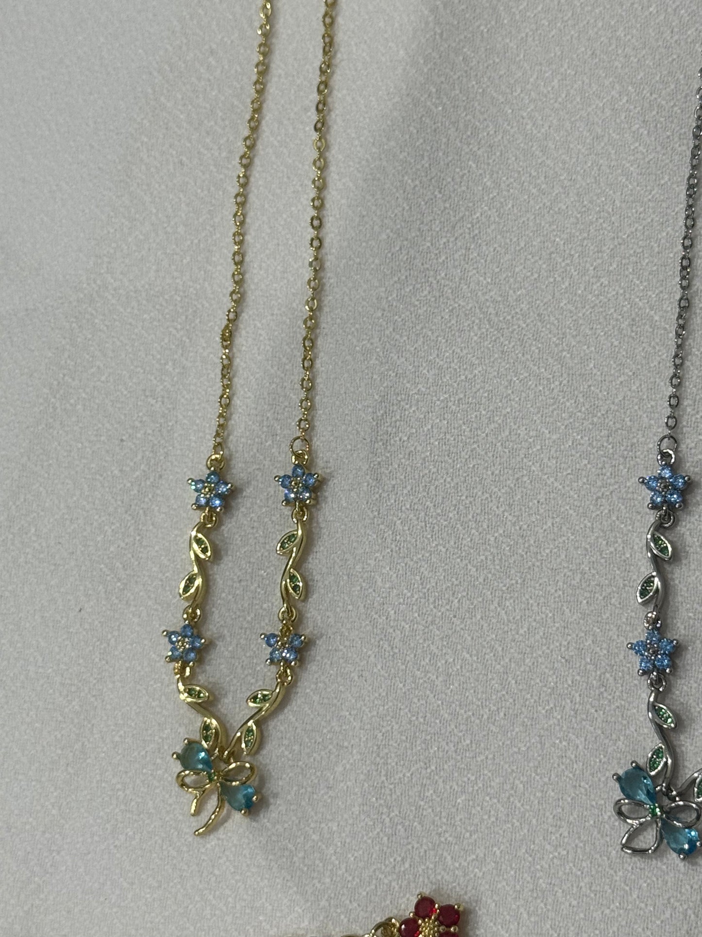 Dainty bow tie necklace