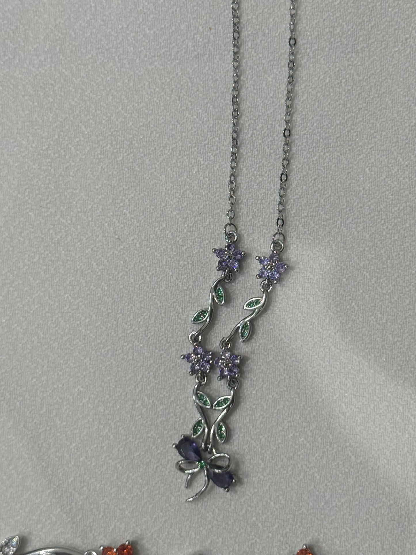 Dainty bow tie necklace